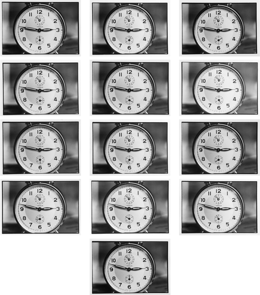 One minute<br />Series of 13 photographs,<br />16 x 11 cm each